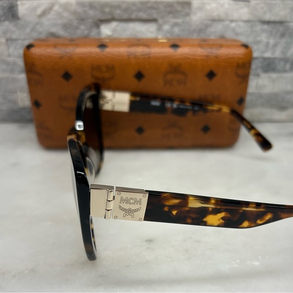 MCM Sunglasses New - So Classy - Picture 3 of 8